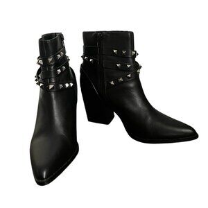 Steve Madden Black Leather Silver Studded Pointed Toe Cala Boots Size 9.5